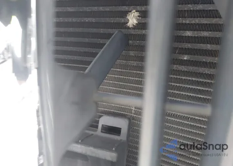 2013 Jeep Grand Cherokee Laredo z USA, uszkodzony, nr VIN 1C4RJFAG7DC502043